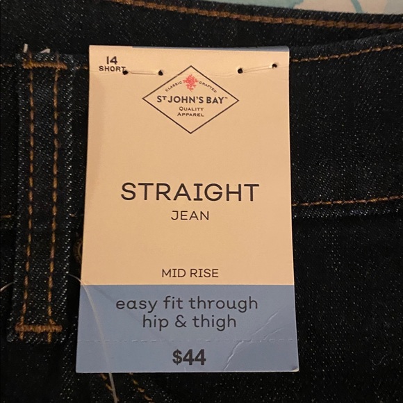 NWT Dark wash jeans - Picture 3 of 4